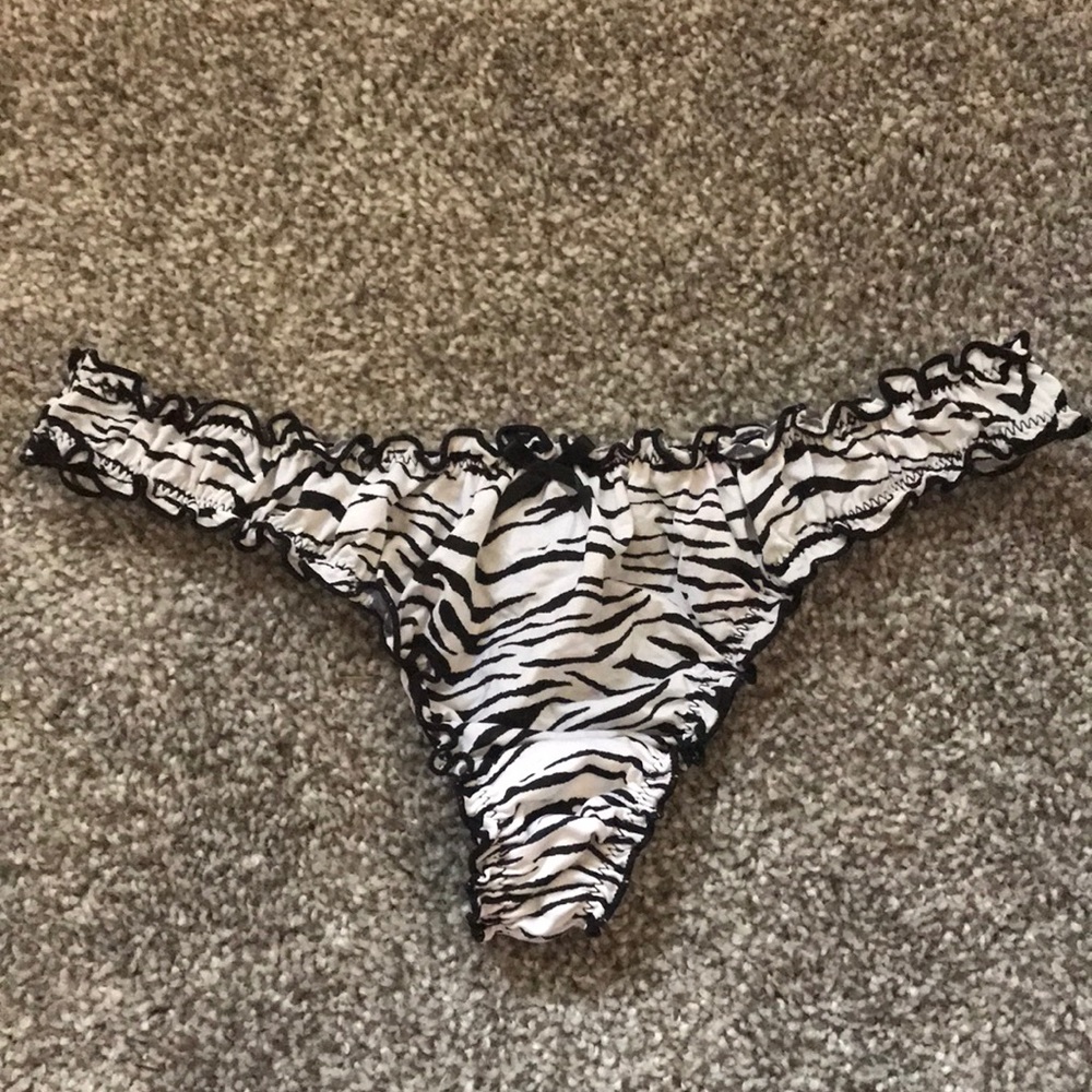 Zebra print thong